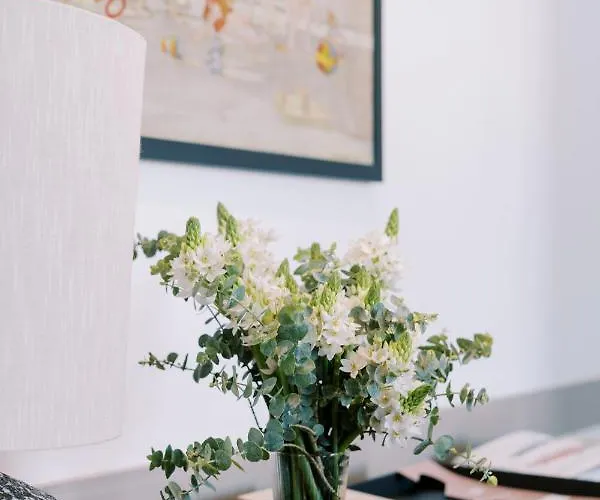 The Editory Artist Baixa Oporto