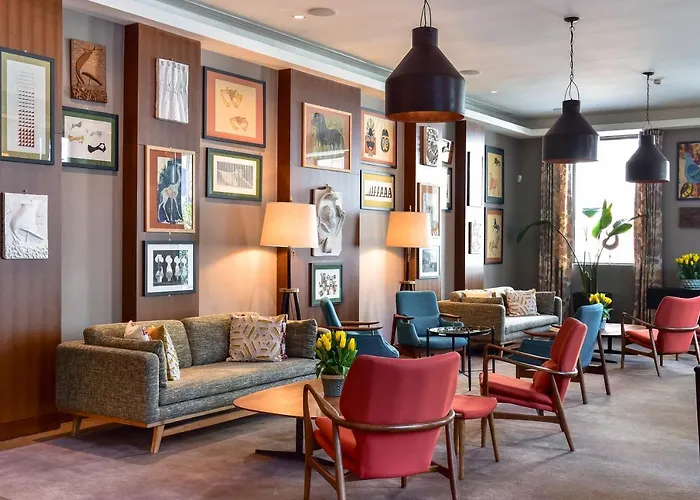 The Editory Artist Baixa 5*