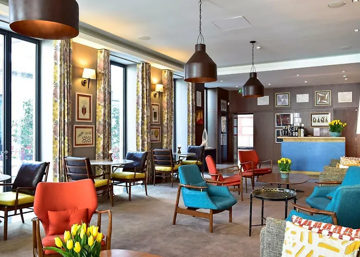 The Editory Artist Baixa Oporto