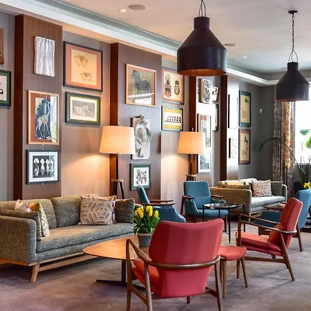 The Editory Artist Baixa 5*