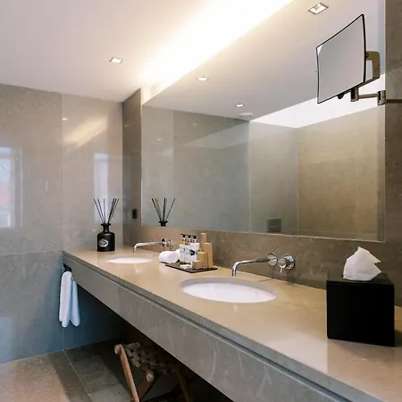 Hotel The Editory Artist Baixa 5*