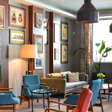 The Editory Artist Baixa 5*