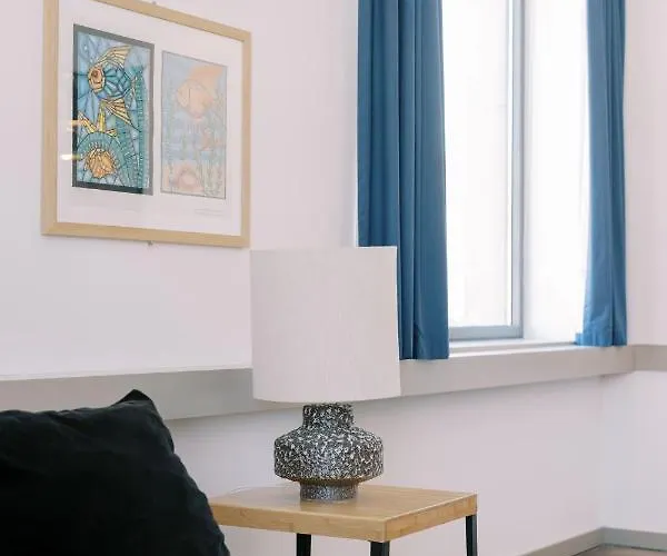 The Editory Artist Baixa