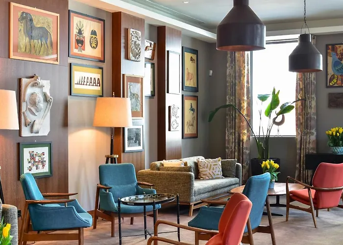 The Editory Artist Baixa 5*